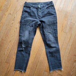 Old Navy Extra High Rise Pop Icon Skinny Secret-Slim Pockets Size 10 Black Gray